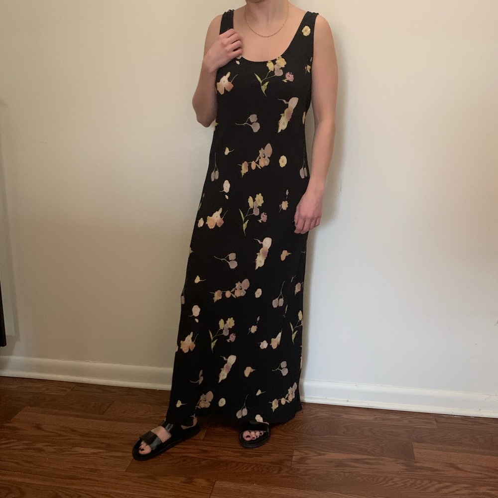 90’s Vintage Black Floral Maxi Dress